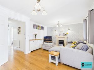 Living Room- click for photo gallery